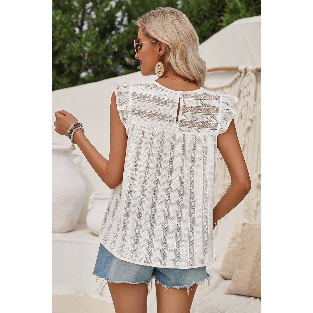 Whisper top