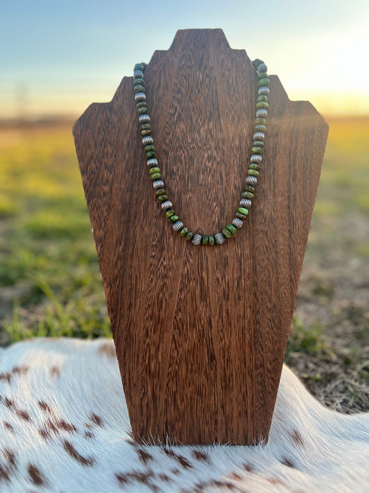 OLIVE Necklace