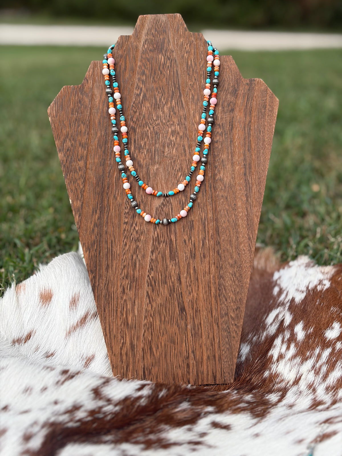 VIVIENNE Necklace
